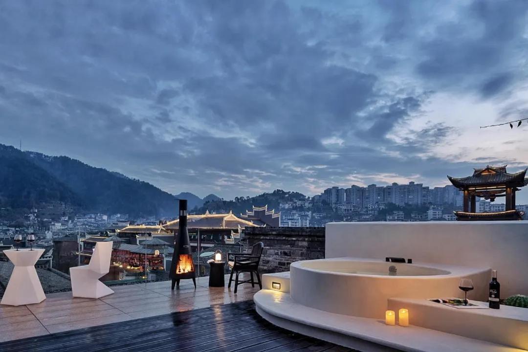 Phoenix Hall House Hotel Fenghuang Eksteriør bilde